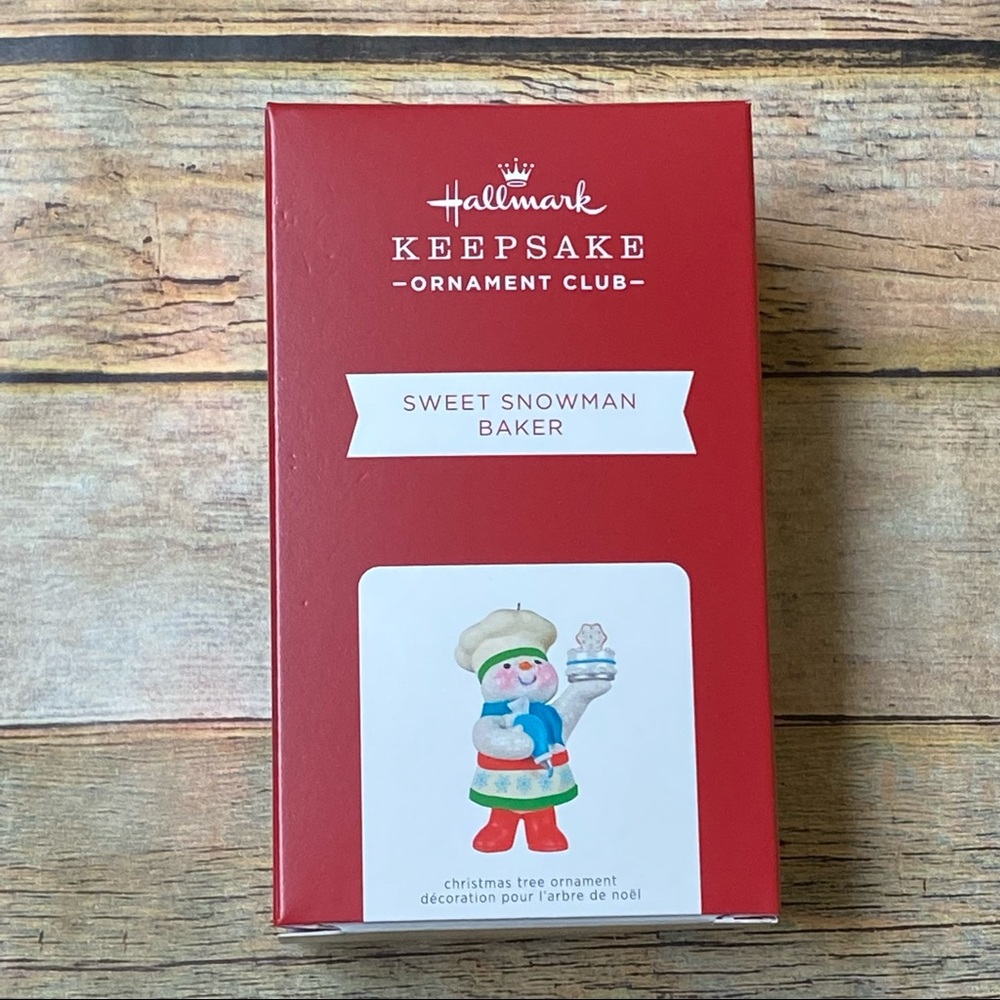 Hallmark Keepsake Ornament Club 2021 Sweet Snowman Baker NWT